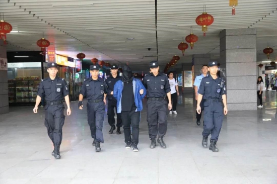 假機油